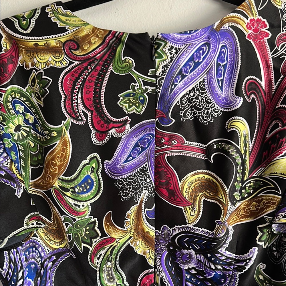 Peter Nygard Dress Paisley Print on Black, Faux Wrap Bodice V-Neck Dress, 12 - Picture 10 of 12